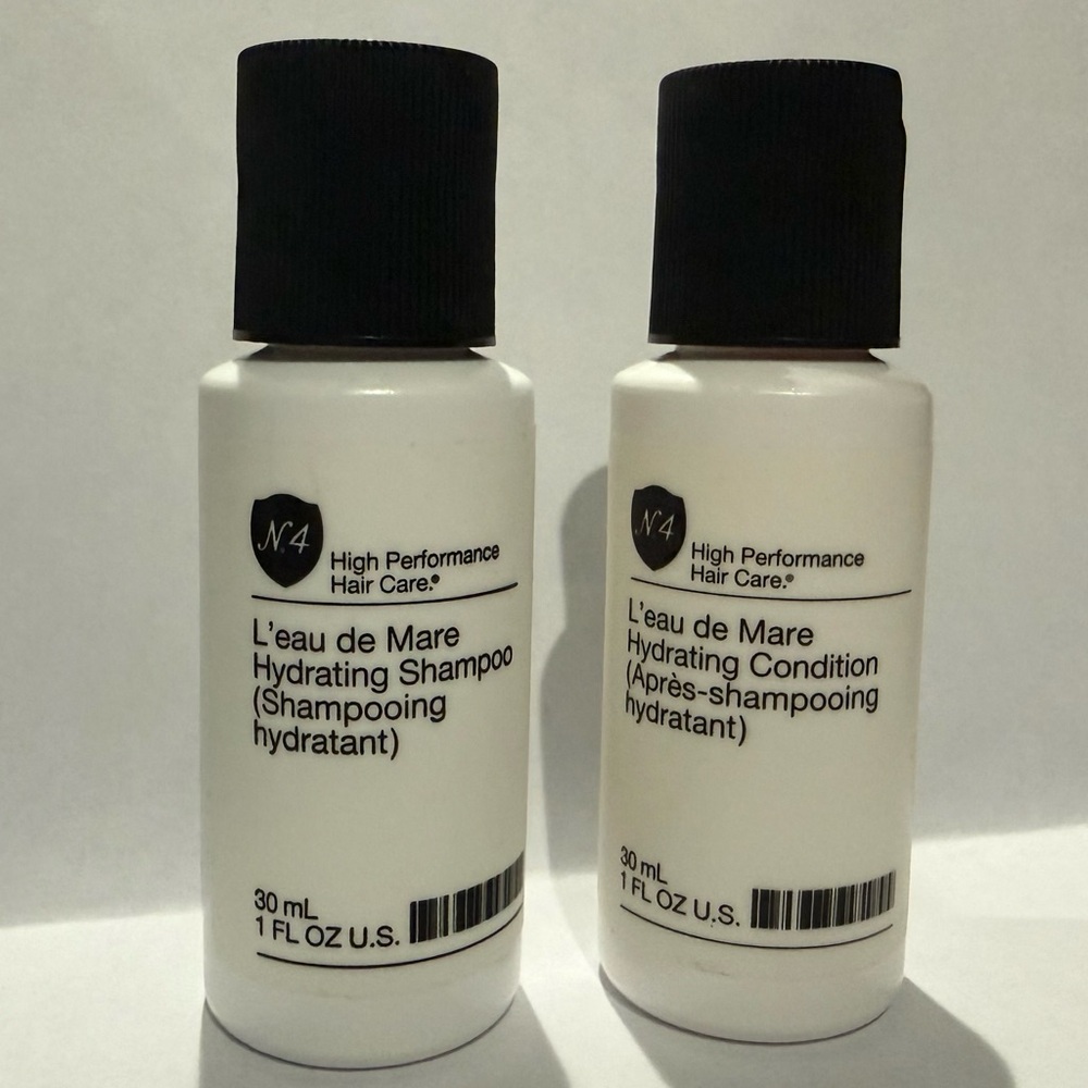 NWT Number 4 L'eau de Mare Hydrating Shampoo and Condition Set